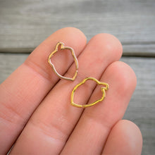 Load image into Gallery viewer, 16G 3/8 Gold Tone Autumn Acorn Closure Ring