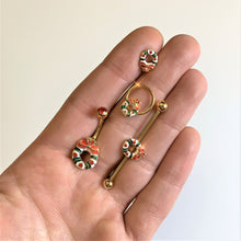 Load image into Gallery viewer, Red Gem Gold Tone Holiday Wreath Christmas Top Mount Belly Ring
