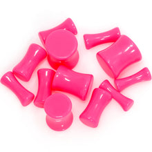 将图片加载到图库查看器,Hot Pink Acrylic Saddle Plug Set 8G to 00G