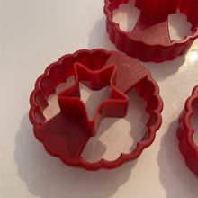 Load image into Gallery viewer, 6Pcs Cookie Cake Cutter Decorating Fondant Cutters Tool Cookie Cutters Round Multifunctional Fudge Pastry Baking Mold Star Cookie Cutter Heart Center