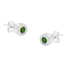 将图片加载到图库查看器,.925 Sterling Silver 1/5 Cttw Round Brilliant-Cut Green Diamond Miracle-Set Stud Earrings (Fancy Color-Enhanced, I1-I2 Clarity)