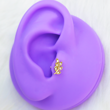 将图片加载到图库查看器,16G 5/16 Color CZ Gem Gold Tone Leaf Internally Threaded Labret