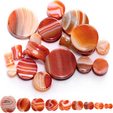 将图片加载到图库查看器,Natural Red Line Agate Stone Saddle Plug Set