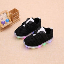 Load image into Gallery viewer, Summer Children LED Lights Shoes Comfortable Flashing Unisex Casual Shoe Perfect Gift