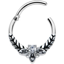 将图片加载到图库查看器,16G 3/8 Clear Gems Gothic Bee Hinged Segment Ring