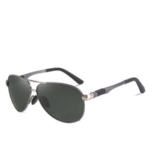 Load image into Gallery viewer, Men 100% Polarized Aluminum Alloy Frame Sunglasses In Elegant Retro Classic Men's Driving Pilot Style
