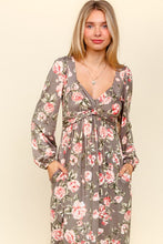 Load image into Gallery viewer, Twisted Detail Ruffled Hem Floral Dress with Side Pockets For Women โ Feminine Floral Print, Sophisticated Twist Detail, Fun Ruffled Hem & Convenient Pockets