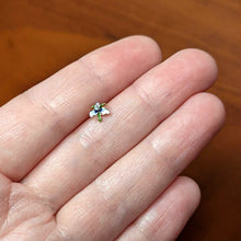 将图片加载到图库查看器,20G 7.5mm Clear Gem Golden Iris Flower L Shape Nose Ring