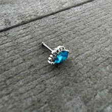 将图片加载到图库查看器,20G 1/4 Blue Gem Textured Art Deco Nose Bone