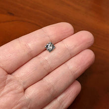 Load image into Gallery viewer, 16G 1/4 Clear Gem Rhombus Retro Cartilage Tragus Earring