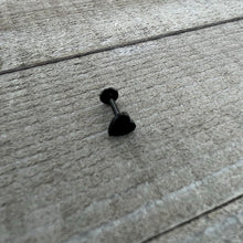 将图片加载到图库查看器,16G 5/16 Black Simple Heart Internally Threaded Labret Tragus