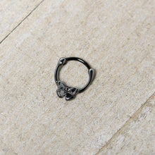 Load image into Gallery viewer, 16G 3/8 Black Textured Simple Butterfly Cartilage Clicker