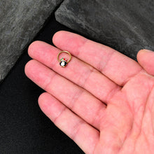 Load image into Gallery viewer, 16G 3/8 Gold Tone Holly Hat Penguin Holiday Hinged Segment Ring