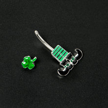 将图片加载到图库查看器,Leprechaun Legs Shamrock St Patricks Double Mount Belly Ring