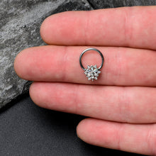 将图片加载到图库查看器,16G 3/8 Aurora CZ Gem Snowflake Style Hinged Segment Ring