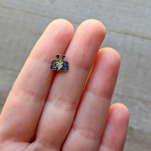 Load image into Gallery viewer, 16G 5/16 Clear CZ Gem Butterfly Love Bug Labret Monroe Tragus