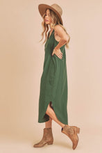 Load image into Gallery viewer, Round Neck Midi Tank Dress with Pockets For Women –Casual, Comfortable, and Practical Sleeveless Dress for Everyday Wear with Convenient Pockets