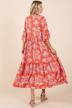 Load image into Gallery viewer, New Summer Abstract Leaf Print Tiered Ruffle Dress For Women – Playful and Artistic Dress with Eye-Catching Ruffle Details