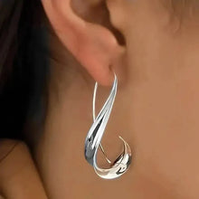 将图片加载到图库查看器,925 Sterling Silver Hypoallergenic Antique Finish Hook Earrings