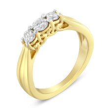 将图片加载到图库查看器,10K Yellow Gold Three-stone Diamond Ring (0.50 cttw, J-K Color, I2-I3 Clarity)