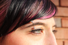 将图片加载到图库查看器,Crystal Clear Ferido Ball Eyebrow Ring Created with Crystals