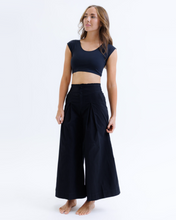 Load image into Gallery viewer, Contour Demi Tee