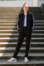 Load image into Gallery viewer, Powerstripe Mid Rise 28" 7/8 Length Track Pant