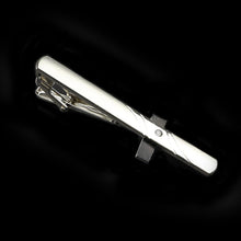 将图片加载到图库查看器,Men's Metal Tie Clip Bright Stainless Steel Tie Clip Men's Classic Tie Clip Elegant Jewelry Necktie Clips Clasp Simple Wedding Jewelry Necktie Clips For Party Charming Creative Anniversary Gifts