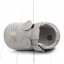 Load image into Gallery viewer, Flexible Unisex Spring Cute Baby Shoes For Girls Soft Autumn Cat Baby Girl Sneakers Toddler Boy Newborn First Walker Shoe