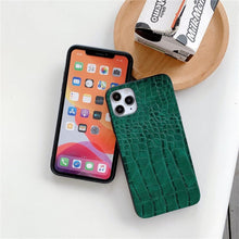 将图片加载到图库查看器,Retro Crocodile Leopard Snake Zebra Pattern Texture PU Leather Cases For iPhone 14 13 Phone Cover Unique Design Shockproof Soft Grip Leather Phone Case For iPhone
