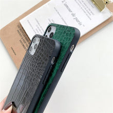 将图片加载到图库查看器,Retro Crocodile Leopard Snake Zebra Pattern Texture PU Leather Cases For iPhone 14 13 Phone Cover Unique Design Shockproof Soft Grip Leather Phone Case For iPhone