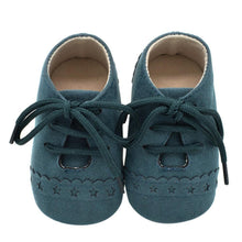 将图片加载到图库查看器,Newborn Baby Shoes Girls Boys Soft Warm Leather Prewalker Anti-slip Shoes Canvas Sports Sneakers Footwear Shoes