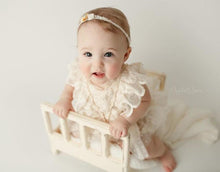 将图片加载到图库查看器,Modern Newborn Baby Girl Flower Lace Romper Bodysuit Jumpsuit Tutu Dress Outfit Clothes Made for Little Prinsess girls between 0-24Months