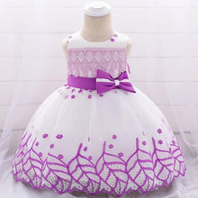 Load image into Gallery viewer, Leaf Embroidered Princess Children Elegant Dress For Girls Baby Wedding Dresses Unique Design