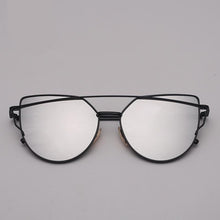 Load image into Gallery viewer, NEW Stevvex Designer Cat eye Sunglasses For Women and Ladies in Vintage Metal Reflective Glasse Mirror Retro Oculos De Sol Gafas Style With UV 400 Protection