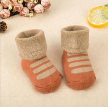 将图片加载到图库查看器,1 Pair Newborn Cotton Striped Warm Slippers Socks For Baby Girls And Boys Very Comfortable And Soft Material