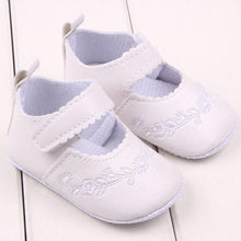 将图片加载到图库查看器,Newborn Baby Girl Shoes First Walkers Lovely Sneakers Infant Kids Girls Princess Shoes