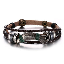 Load image into Gallery viewer, Lucky Vintage Men's Leather Bracelet Playing Cards Charm Multilayer Braided Men and Women Gift