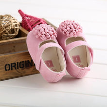 将图片加载到图库查看器,Candy Colors Newborn Baby Prewalker Princess Girl Crib Big Flower Soft Bottom Anti-slip Shoes Footwear Shoes