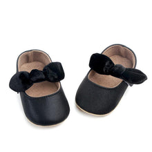 将图片加载到图库查看器,Baby Shoes Infant Girl First Walkers Bowknot Soft Rubber Sole Newborn Pre Walkers Shine Stylish Shoes