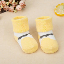 将图片加载到图库查看器,1 Pair Newborn Cotton Striped Warm Slippers Socks For Baby Girls And Boys Very Comfortable And Soft Material