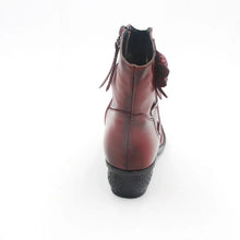 Load image into Gallery viewer, BEYARNE New Women's Fashion Winter Warm Genuine Leather Ankle Boots Women Oblique Zipper Floral Boots for Women Red Black Blue