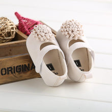 将图片加载到图库查看器,Candy Colors Newborn Baby Prewalker Princess Girl Crib Big Flower Soft Bottom Anti-slip Shoes Footwear Shoes