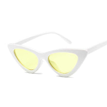 将图片加载到图库查看器,Vintage Cateye Sunglasses For Women In Famous Retro Small Cat Eye Style In NEW Modern Edition with UV400 Protection