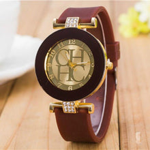 Load image into Gallery viewer, STEVVEX simple leather Casual Quartz Watch Women Crystal Silicone Watches Wrist Watch For Women and Girls Coffee