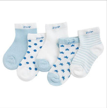 Load image into Gallery viewer, 5 Pairs Pack Children's Summer Mesh Socks Ultra-thin Breathable With Stars Moon Print For Boys And Girls