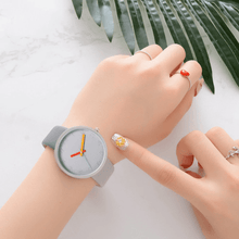 将图片加载到图库查看器,Modern Women Watch Gray Contrast Quartz Watch For Watch Lovers Unisex Casual Modern Style