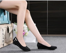将图片加载到图库查看器,Women Ballet Wedges Shoes Female for Work Cloth Shoes Women Sweet Loafers Slip On Women's Wedges Shoes Oversize New Boat Shoes