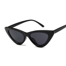 将图片加载到图库查看器,Vintage Cateye Sunglasses For Women In Famous Retro Small Cat Eye Style In NEW Modern Edition with UV400 Protection