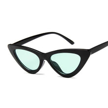 将图片加载到图库查看器,Vintage Cateye Sunglasses For Women In Famous Retro Small Cat Eye Style In NEW Modern Edition with UV400 Protection